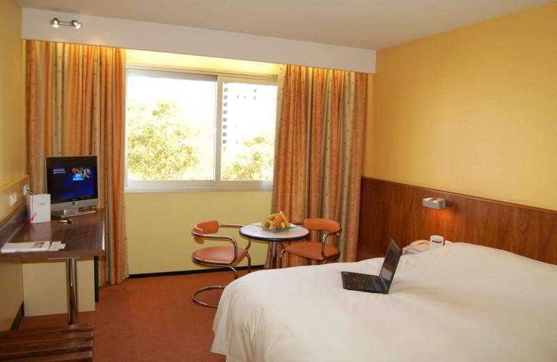 Des Congres Hotel Villeurbanne
